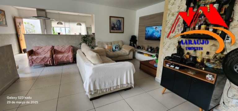 Imagem Casa com 4 Quartos à Venda, 280 m² em Jardim Passárgada I - Cotia