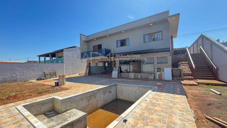 Casa com 3 Quartos à Venda, 580 m² em Jardim Regina - Botucatu