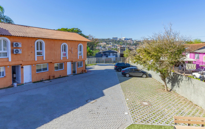Imagem Casa de Condomínio com 1 Quarto à Venda, 46 m² em Santa Tereza - Porto Alegre Imagem Casa de Condomínio com 1 Quarto à Venda, 46 m² em Santa Tereza - Porto Alegre