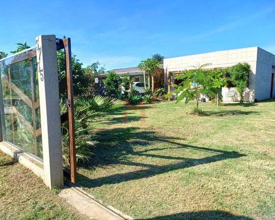 Imagem Casa à Venda, em Capão Da Canoa Imagem Casa à Venda, em Capão Da Canoa