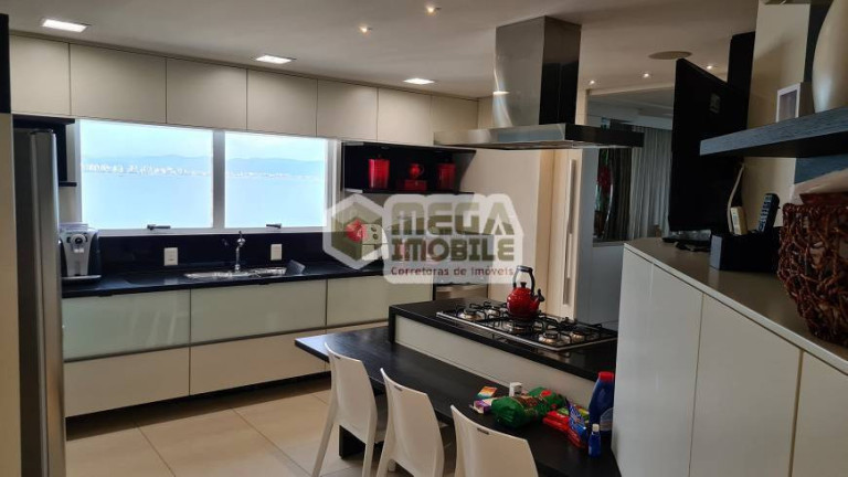 Imagem Apartamento com 4 Quartos à Venda, 260 m² em Centro - Florianópolis Imagem Apartamento com 4 Quartos à Venda, 260 m² em Centro - Florianópolis
