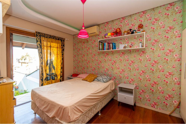 Imagem Casa com 4 Quartos à Venda,  em Moinhos De Vento - Canoas