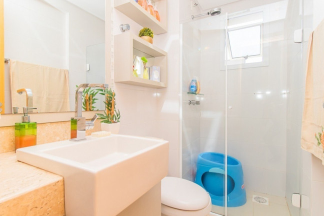 Imagem Imóvel com 2 Quartos à Venda, 65 m² em Jardim Planalto - Porto Alegre Imagem Imóvel com 2 Quartos à Venda, 65 m² em Jardim Planalto - Porto Alegre