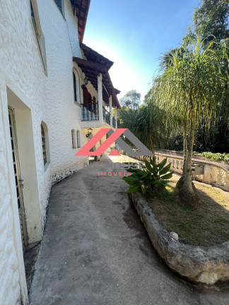 Imagem Casa com 3 Quartos à Venda, 259 m² em Roseira - Mairiporã