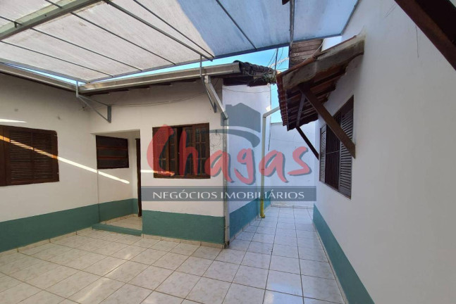 Imagem Casa com 4 Quartos para Alugar, 140 m² em Centro - Caraguatatuba Imagem Casa com 4 Quartos para Alugar, 140 m² em Centro - Caraguatatuba