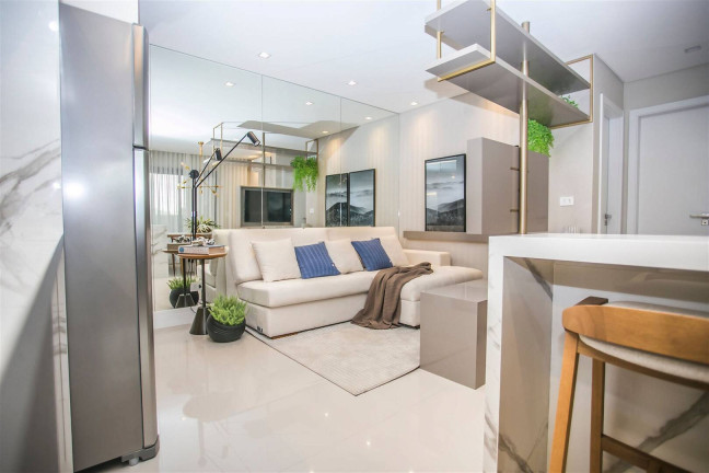 Imagem Apartamento com 2 Quartos à Venda, 70 m² em Mercês - Curitiba