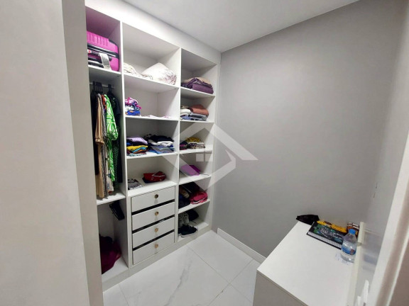 Imagem Casa com 3 Quartos à Venda, 220 m² em Paciência - Rio De Janeiro Imagem Casa com 3 Quartos à Venda, 220 m² em Paciência - Rio De Janeiro