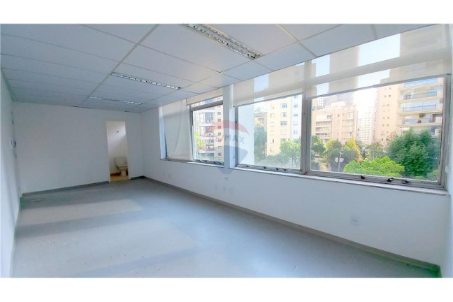 Sala Comercial para Alugar, 28 m² em Itaim Bibi - São Paulo