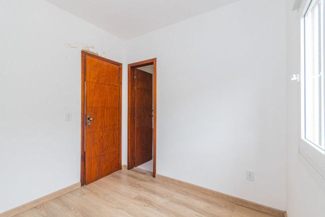 Imagem Imóvel com 2 Quartos à Venda, em Hípica - Porto Alegre Imagem Imóvel com 2 Quartos à Venda, em Hípica - Porto Alegre