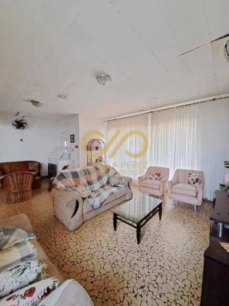 Imagem Casa com 3 Quartos à Venda, 220 m² em Solemar - Praia Grande Imagem Casa com 3 Quartos à Venda, 220 m² em Solemar - Praia Grande