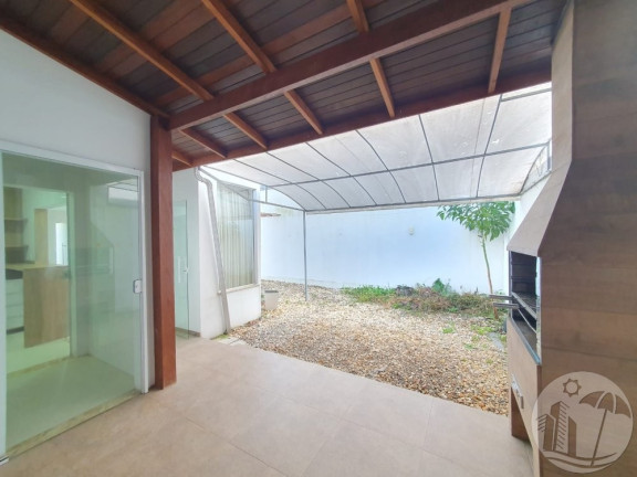 Imagem Sobrado com 3 Quartos à Venda, 304 m² em Centro - Balneário Camboriú