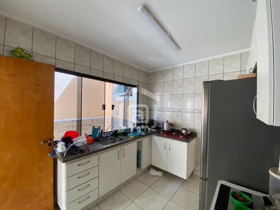 Imagem Sobrado com 3 Quartos à Venda, 250 m² em Jardim Das Azaléias - Poços De Caldas Imagem Sobrado com 3 Quartos à Venda, 250 m² em Jardim Das Azaléias - Poços De Caldas