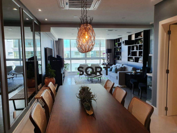 Imagem Apartamento com 3 Quartos à Venda, 149 m² em Centro - Balneário Camboriú