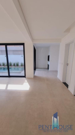 Imagem Casa com 4 Quartos à Venda, 234 m² em Santa Regina - Camboriú Imagem Casa com 4 Quartos à Venda, 234 m² em Santa Regina - Camboriú