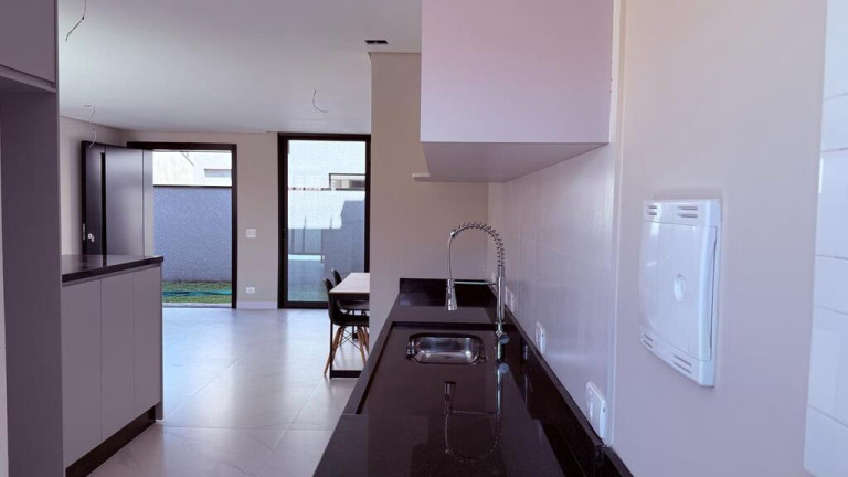 Imagem Casa com 3 Quartos à Venda, 237 m² em Santa Felicidade - Curitiba