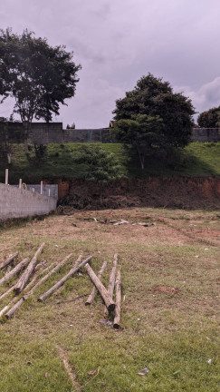 Terreno em Condomínio à Venda, 200 m² em Parque São Domingos - Pindamonhangaba