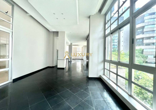 Imagem Imóvel com 4 Quartos à Venda, 125 m² em Belvedere - Belo Horizonte