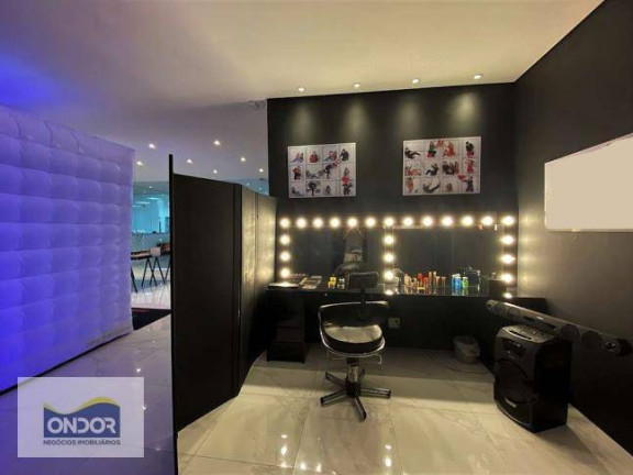 Imagem Imóvel Comercial à Venda, 1.566 m² em Jardim Lambreta - Cotia Imagem Imóvel Comercial à Venda, 1.566 m² em Jardim Lambreta - Cotia
