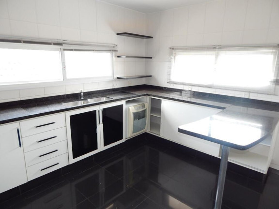 Imagem Casa com 3 Quartos à Venda, 311 m² em Contorno - Ponta Grossa Imagem Casa com 3 Quartos à Venda, 311 m² em Contorno - Ponta Grossa
