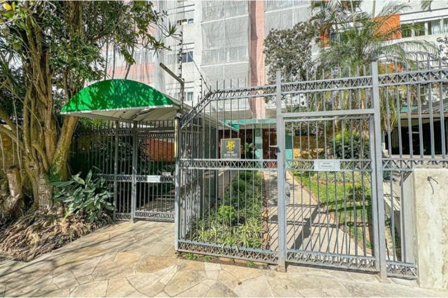 Imóvel com 2 Quartos à Venda,  em Floresta - Porto Alegre