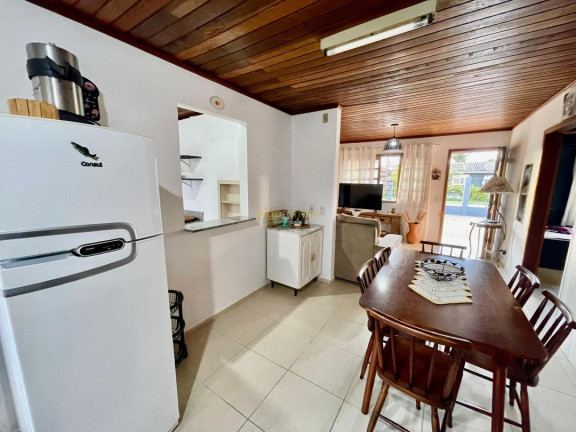 Imagem Casa com 3 Quartos à Venda, 110 m² em Centro - Xangri-lá