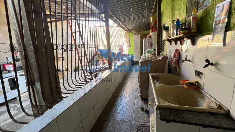 Imagem Casa com 3 Quartos à Venda, 150 m² em Recanto Das Emas - Brasília Imagem Casa com 3 Quartos à Venda, 150 m² em Recanto Das Emas - Brasília