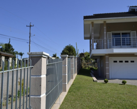 Imagem Imóvel com 3 Quartos à Venda, em Br116 - Nova Petrópolis Imagem Imóvel com 3 Quartos à Venda, em Br116 - Nova Petrópolis