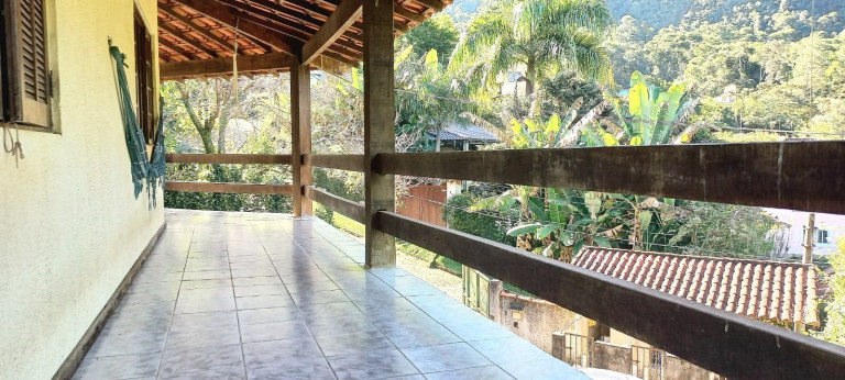 Imagem Casa com 3 Quartos à Venda, 265 m² em Vargem Grande - Teresópolis Imagem Casa com 3 Quartos à Venda, 265 m² em Vargem Grande - Teresópolis