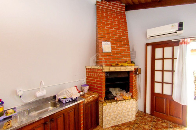 Imagem Casa com 4 Quartos à Venda, 180 m² em Renascença - Santa Maria Imagem Casa com 4 Quartos à Venda, 180 m² em Renascença - Santa Maria
