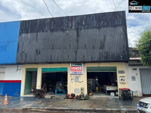 Imóvel com 4 Quartos à Venda, 260 m² em Rodoviário - Goiânia