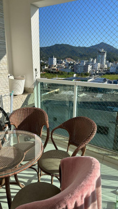 Imagem Apartamento com 1 Quarto à Venda, 83 m² em Centro - Camboriú