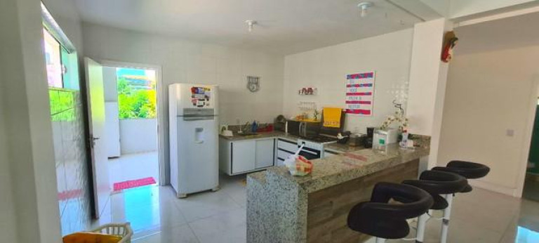 Imagem Casa com 5 Quartos à Venda, 340 m² em Estrada Do Côco - Lauro De Freitas Imagem Casa com 5 Quartos à Venda, 340 m² em Estrada Do Côco - Lauro De Freitas