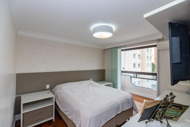 Imagem Imóvel com 4 Quartos à Venda, 196 m² em Indianópolis - São Paulo