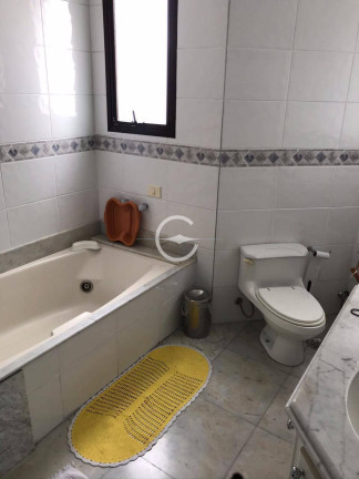 Imagem Apartamento com 4 Quartos à Venda, 220 m² em Moema - São Paulo