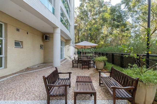 Imagem Imóvel com 4 Quartos à Venda, 305 m² em Panamby - São Paulo Imagem Imóvel com 4 Quartos à Venda, 305 m² em Panamby - São Paulo
