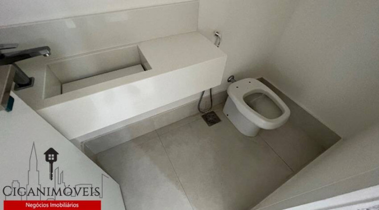 Imagem Casa de Condomínio com 4 Quartos à Venda, 360 m² em Barra Da Tijuca - Rio De Janeiro Imagem Casa de Condomínio com 4 Quartos à Venda, 360 m² em Barra Da Tijuca - Rio De Janeiro