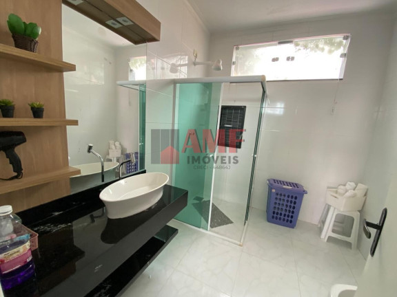 Imagem Sobrado com 5 Quartos à Venda, 323 m² em Centro - Itanhaém Imagem Sobrado com 5 Quartos à Venda, 323 m² em Centro - Itanhaém