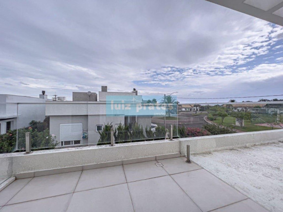 Imagem Casa com 5 Quartos à Venda, 380 m² em Centro - Xangri-lá