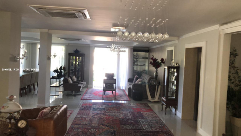Imagem Casa com 5 Quartos à Venda, 700 m² em Rio De Janeiro Imagem Casa com 5 Quartos à Venda, 700 m² em Rio De Janeiro