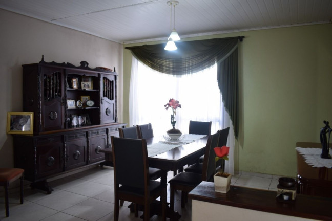 Imagem Casa com 4 Quartos à Venda, 230 m² em Nossa Senhora De Lourdes - Santa Maria Imagem Casa com 4 Quartos à Venda, 230 m² em Nossa Senhora De Lourdes - Santa Maria