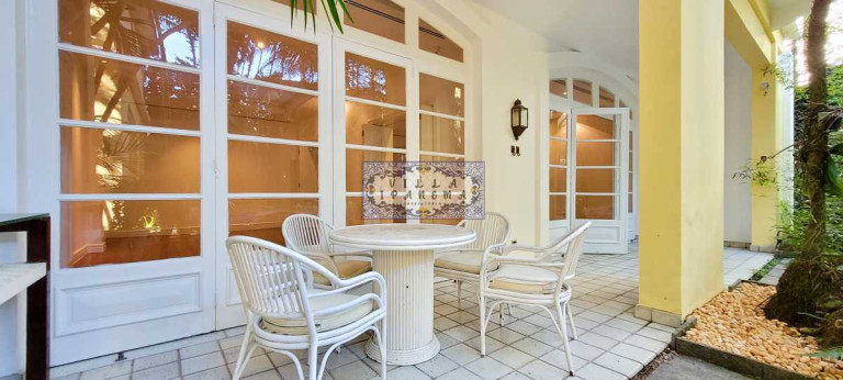 Imagem Imóvel com 6 Quartos à Venda ou Locação, 1.100 m² em Gávea - Rio De Janeiro Imagem Imóvel com 6 Quartos à Venda ou Locação, 1.100 m² em Gávea - Rio De Janeiro