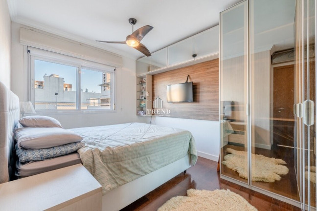Imagem Apartamento com 2 Quartos à Venda, 70 m² em Santana - Porto Alegre