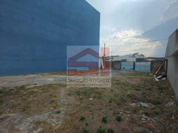 Terreno à Venda, 430 m² em Jardim Amália - Caçapava
