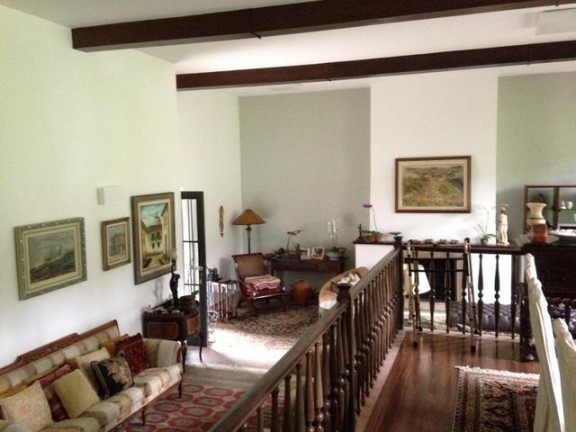 Imagem Casa com 5 Quartos à Venda, 600 m² em Vila Santo Antônio - Cotia Imagem Casa com 5 Quartos à Venda, 600 m² em Vila Santo Antônio - Cotia