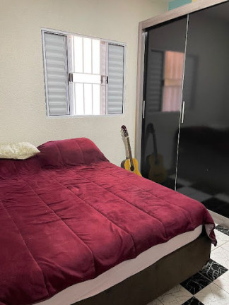 Imagem Casa com 2 Quartos à Venda, 200 m² em Santo Antônio - Louveira