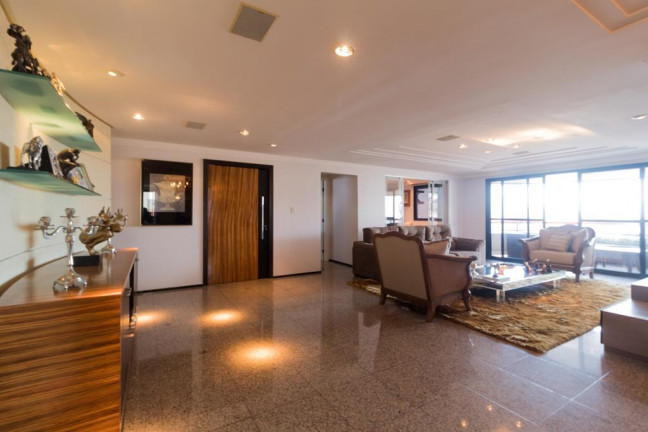 Imagem Apartamento com 4 Quartos à Venda, 305 m² em Meireles - Fortaleza Imagem Apartamento com 4 Quartos à Venda, 305 m² em Meireles - Fortaleza