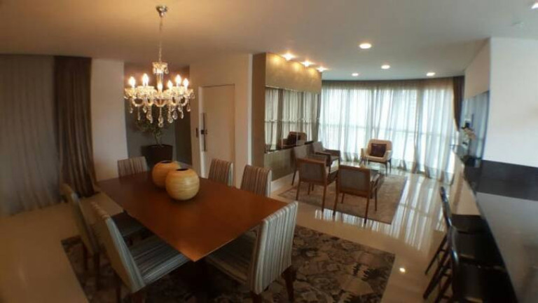 Imagem Apartamento com 3 Quartos à Venda, 137 m² em Centro - Balneário Camboriú Imagem Apartamento com 3 Quartos à Venda, 137 m² em Centro - Balneário Camboriú