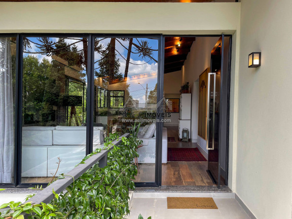 Imagem Casa de Condomínio com 3 Quartos à Venda, 278 m² em Vila Isabel - Campos Do Jordão Imagem Casa de Condomínio com 3 Quartos à Venda, 278 m² em Vila Isabel - Campos Do Jordão
