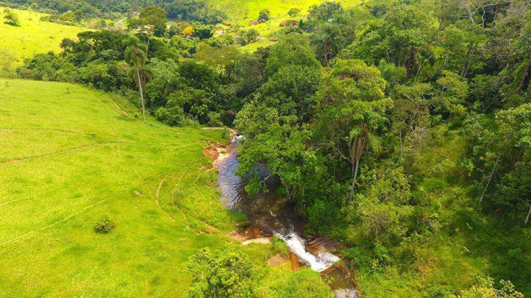 Imagem Chácara com 6 Quartos à Venda, 600 m² em Aralu - Santa Isabel Imagem Chácara com 6 Quartos à Venda, 600 m² em Aralu - Santa Isabel