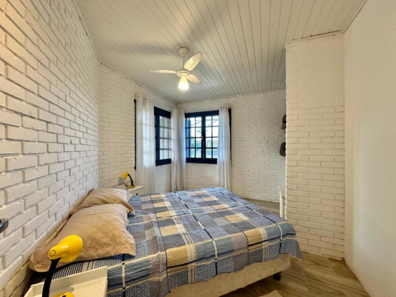 Imagem Casa com 3 Quartos à Venda, 197 m² em Centro - Capao Da Canoa